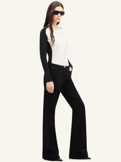 CONTRAST FRAME T-SHIRT