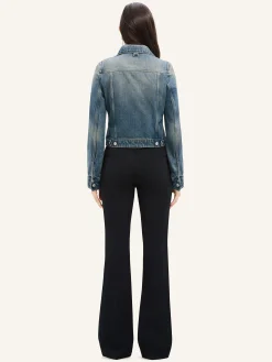 DENIM TRUCKER JACKET