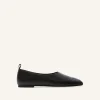 MINIMAL LEATHER LOAFER