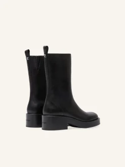 RIDER LEATHER BOOTS