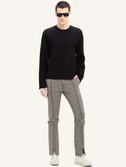 SHOULDER SNAPS SWEATER