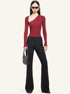 SLASH RIB KNIT TOP