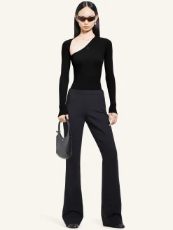 SLASH RIB KNIT TOP