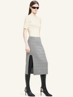 SOLAR LIGHT RIB SWEATER